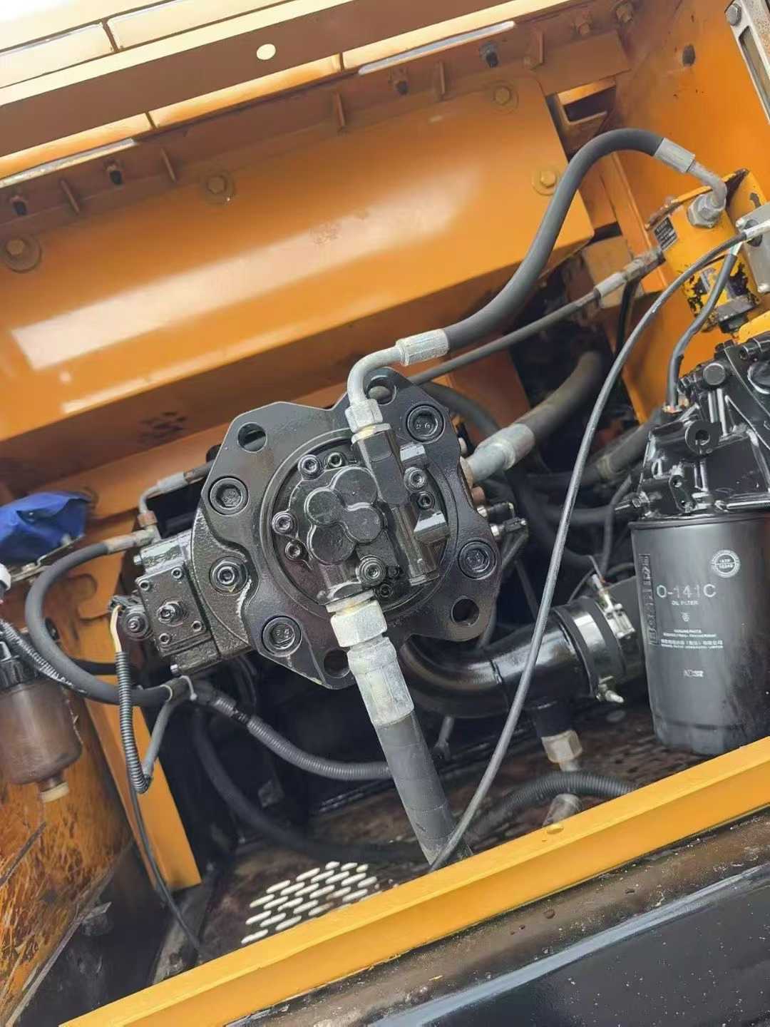 Used Sany SY215W Excavator 2016 Model / 6