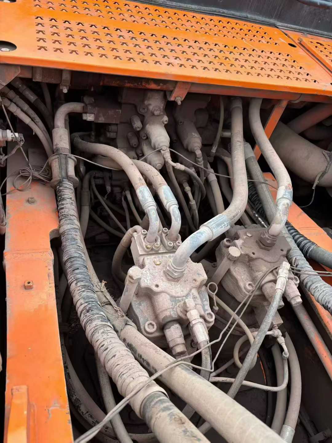 Used Doosan DX500 Excavator 2015 Model / 2