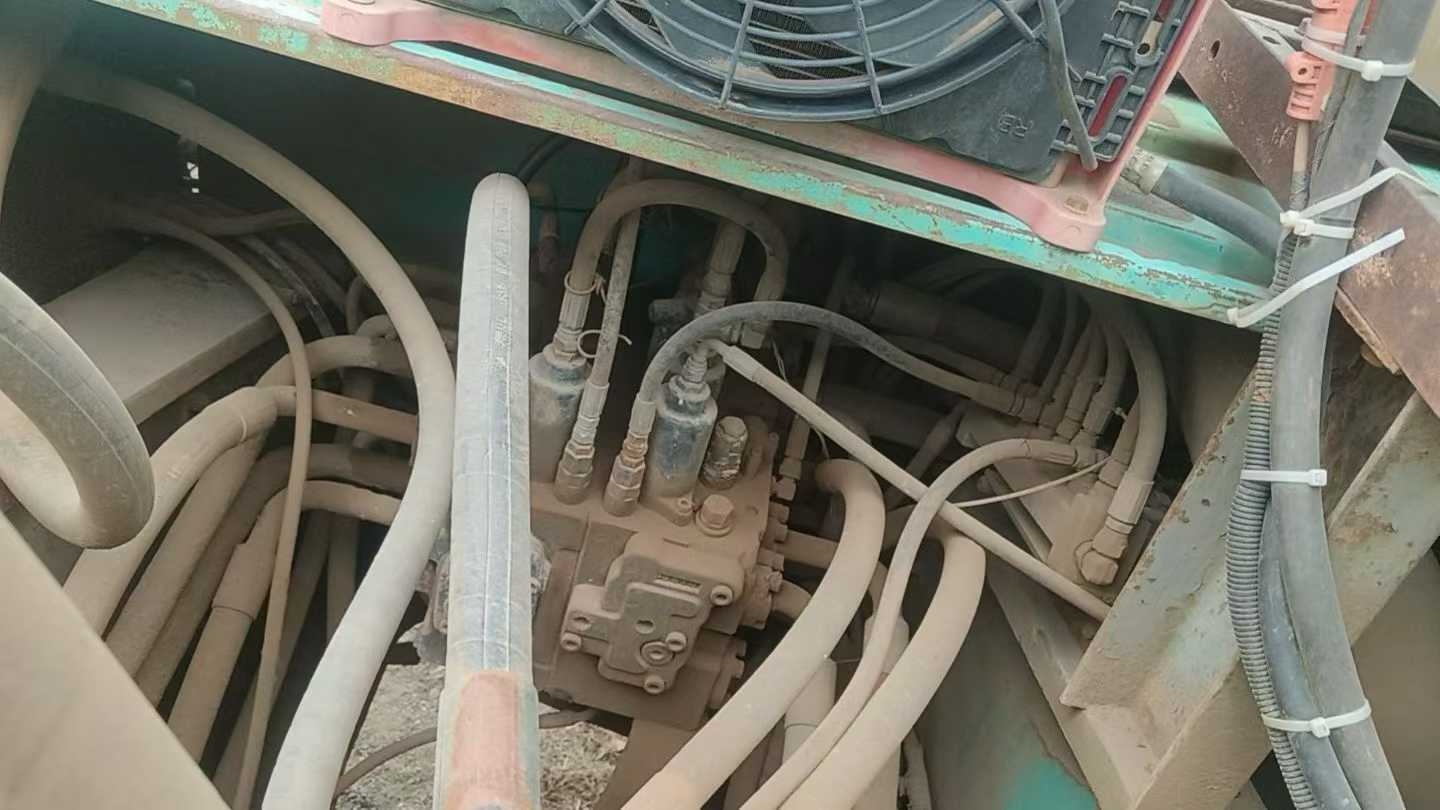 Used Kobelco SK350LC SuperX Excavator 2016 Model / 5