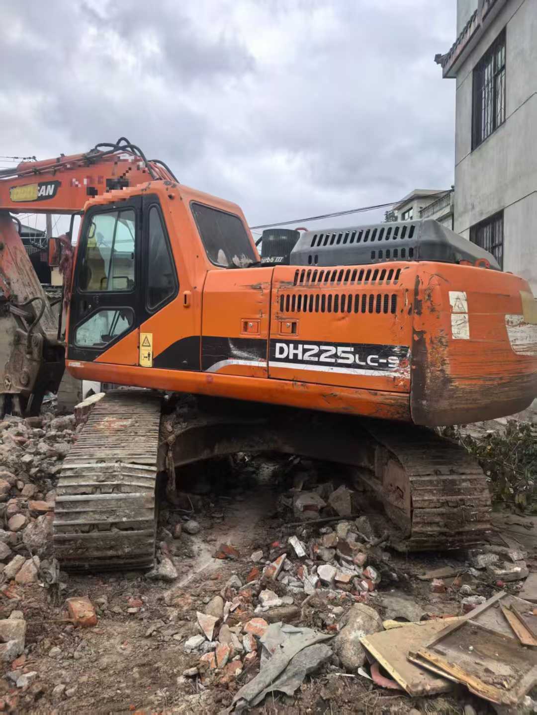 Used Doosan S225 Excavator 2016 Model / 2