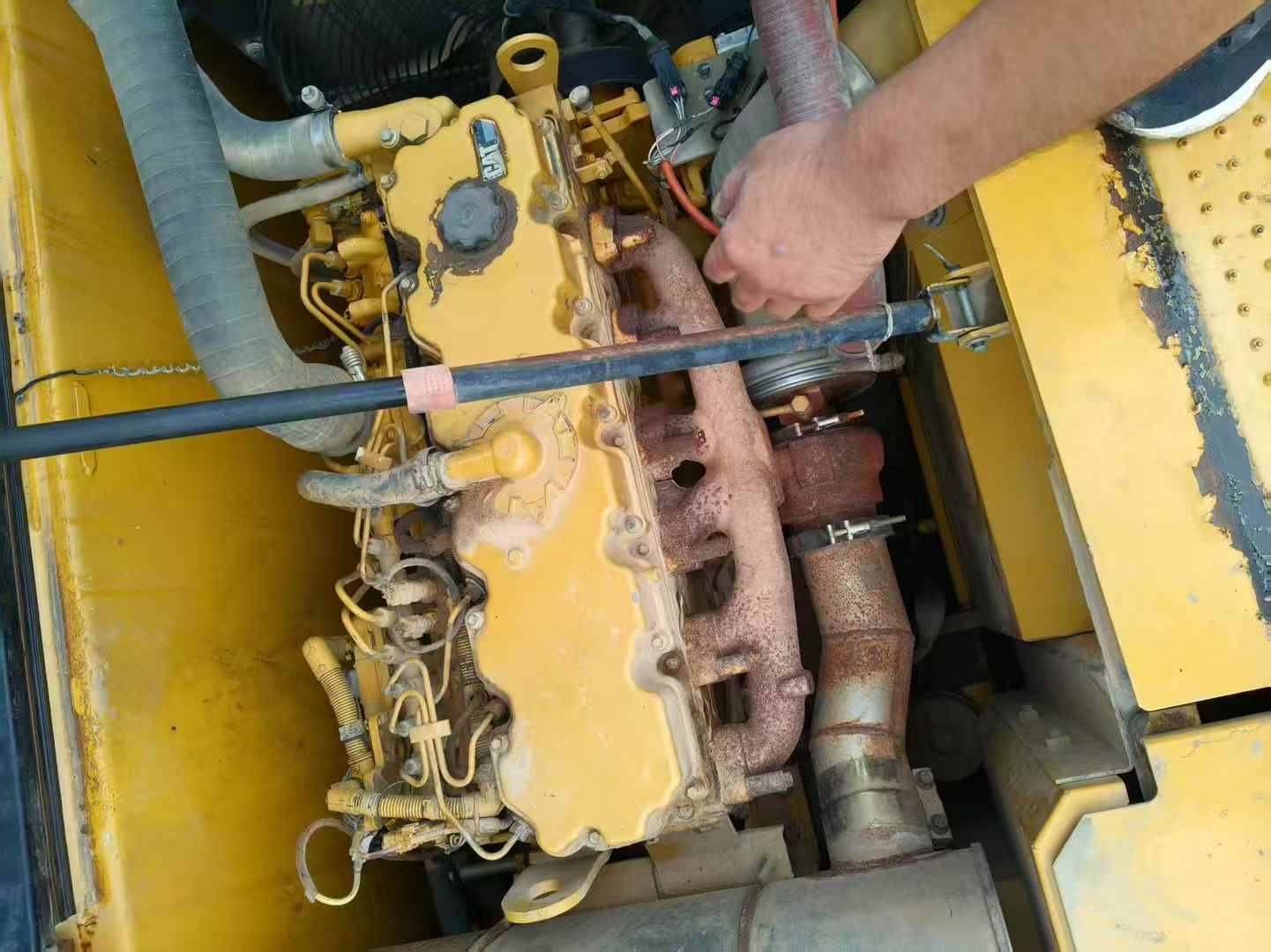 Used Caterpillar 323DL Excavator 2015 Model / 5