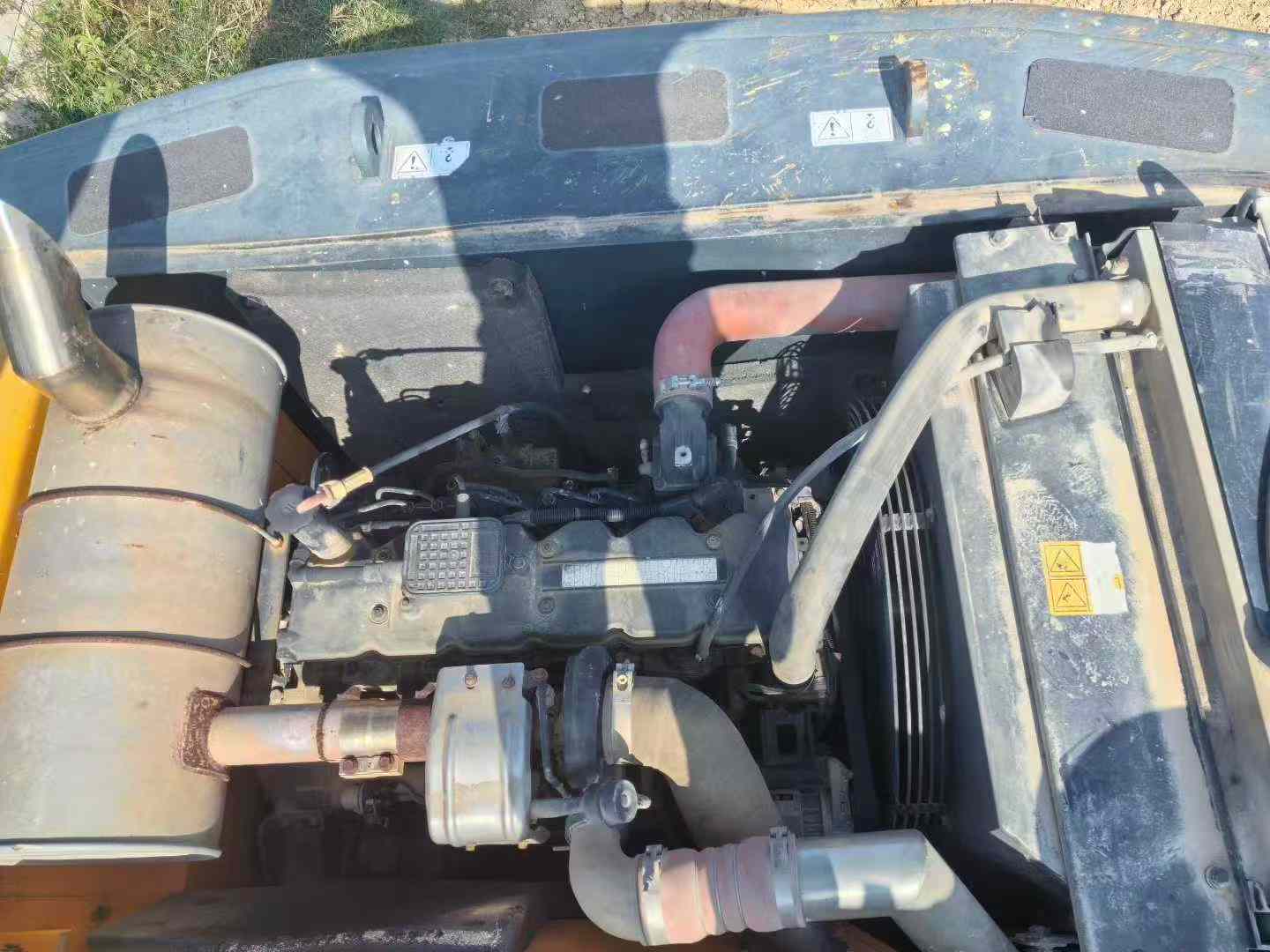 Used Hyundai R215VS Excavator 2018 Model / 4