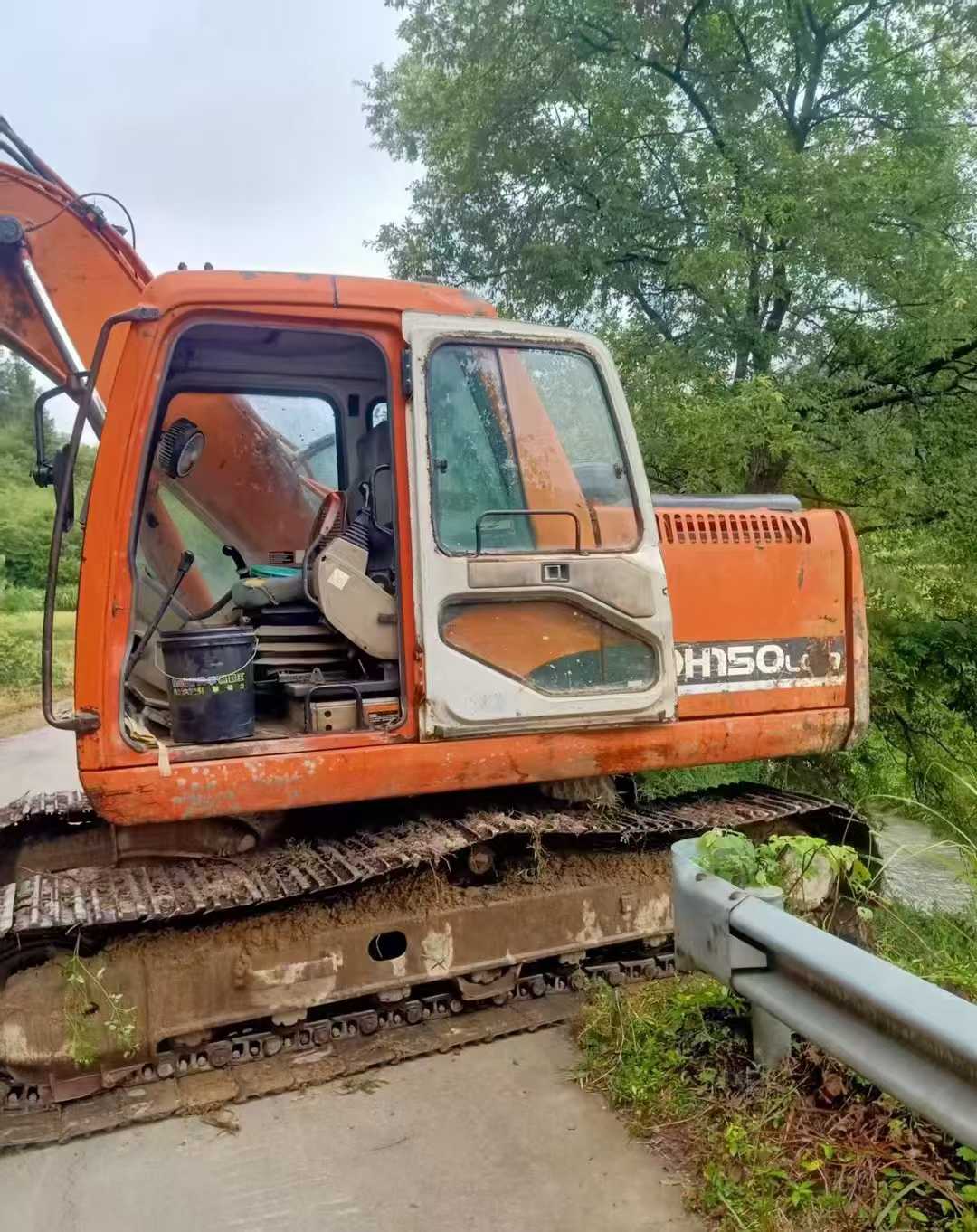 Used Doosan DX15 Excavator 2011 Model / 2