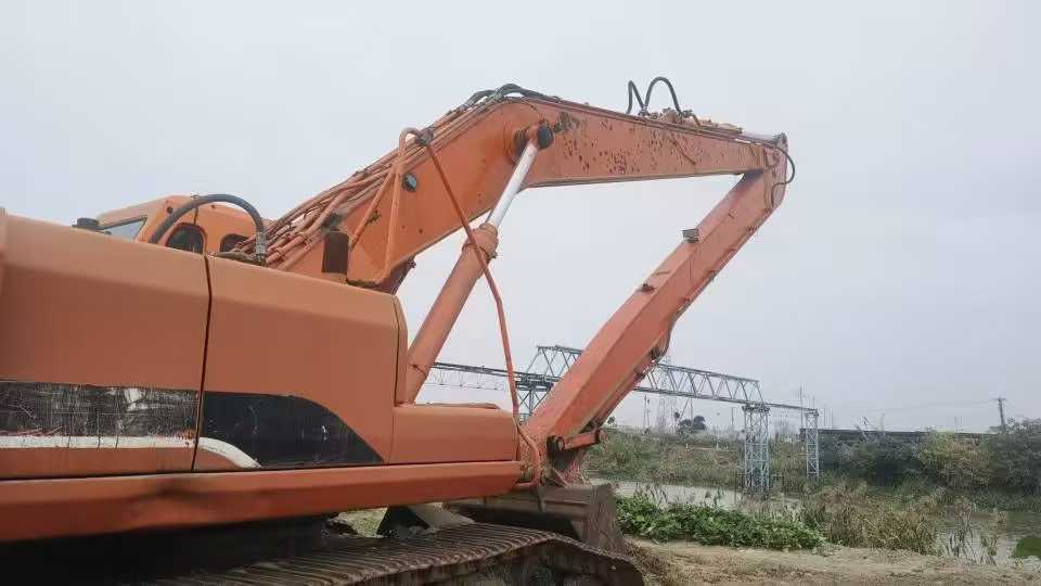 Used Doosan DX500 Excavator 2016 Model / 4