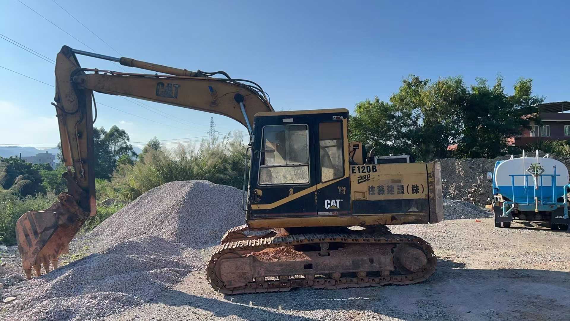Used Caterpillar CT20 Excavator 2016 Model