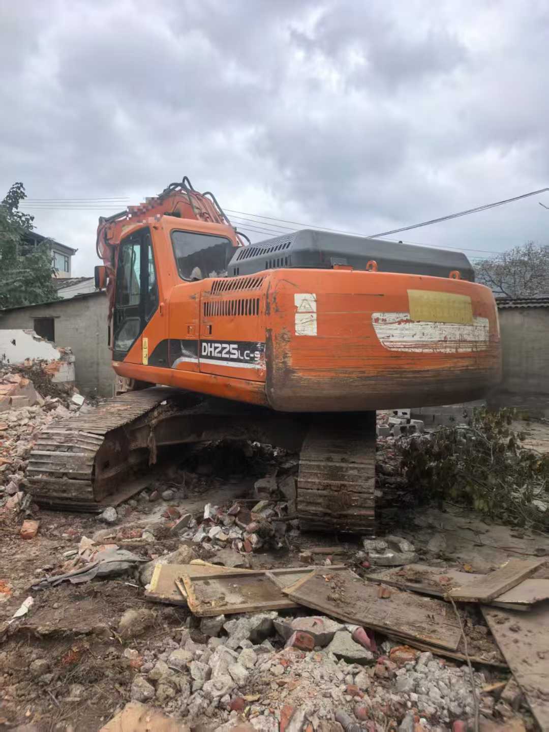 Used Doosan S225 Excavator 2016 Model