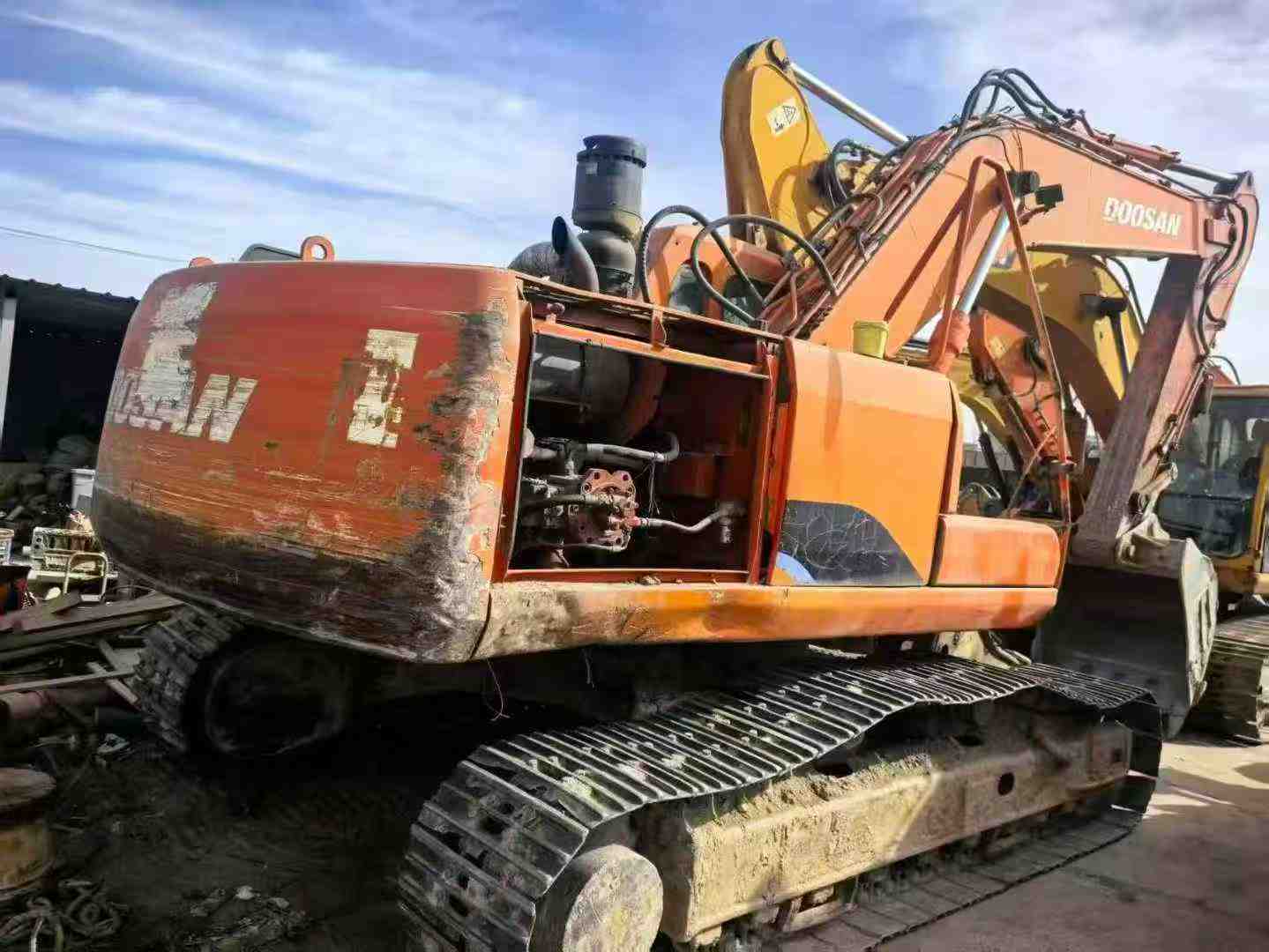 Used Doosan S225 Excavator 2016 Model / 3