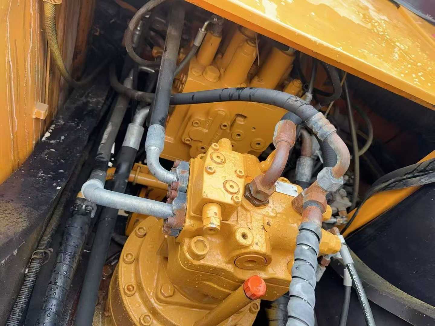 Used Sany SY215W Excavator 2016 Model / 5