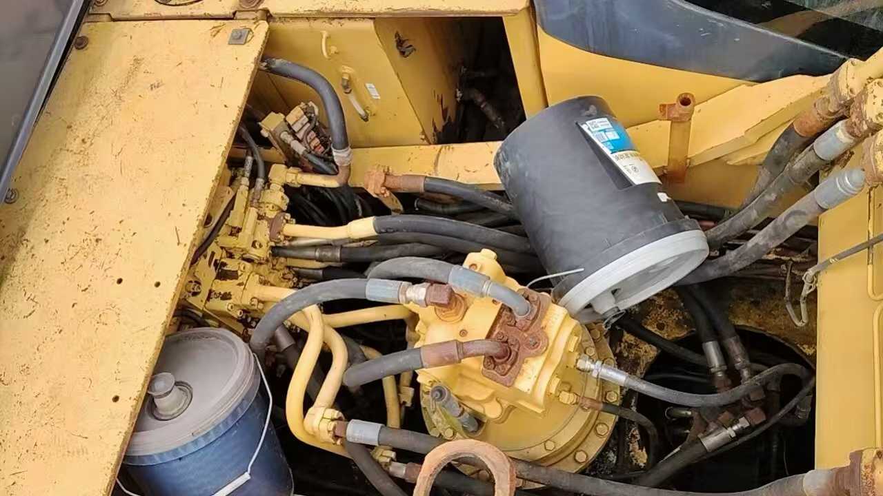 Used Komatsu PC350-7 Excavator 2016 Model / 8