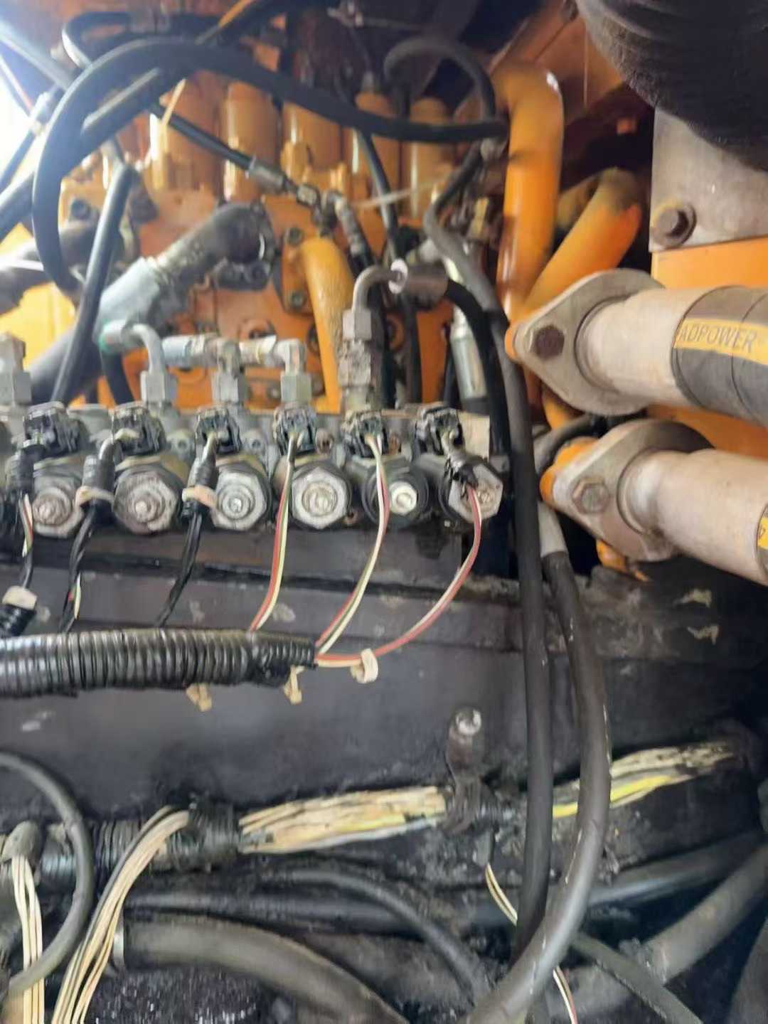 Used Sany SY215W Excavator 2016 Model / 7