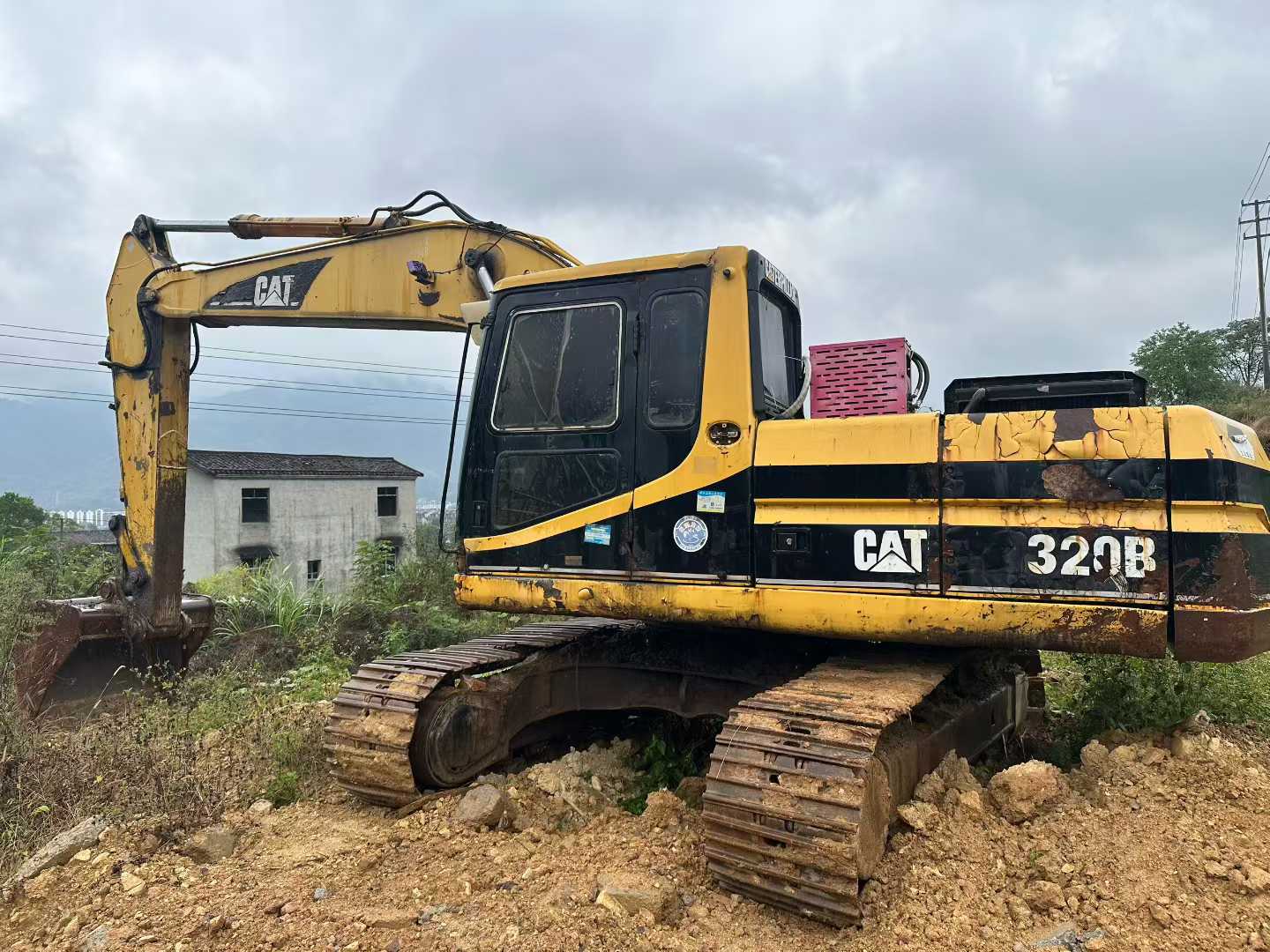 Used Caterpillar 320V1 Excavator 2016 Model