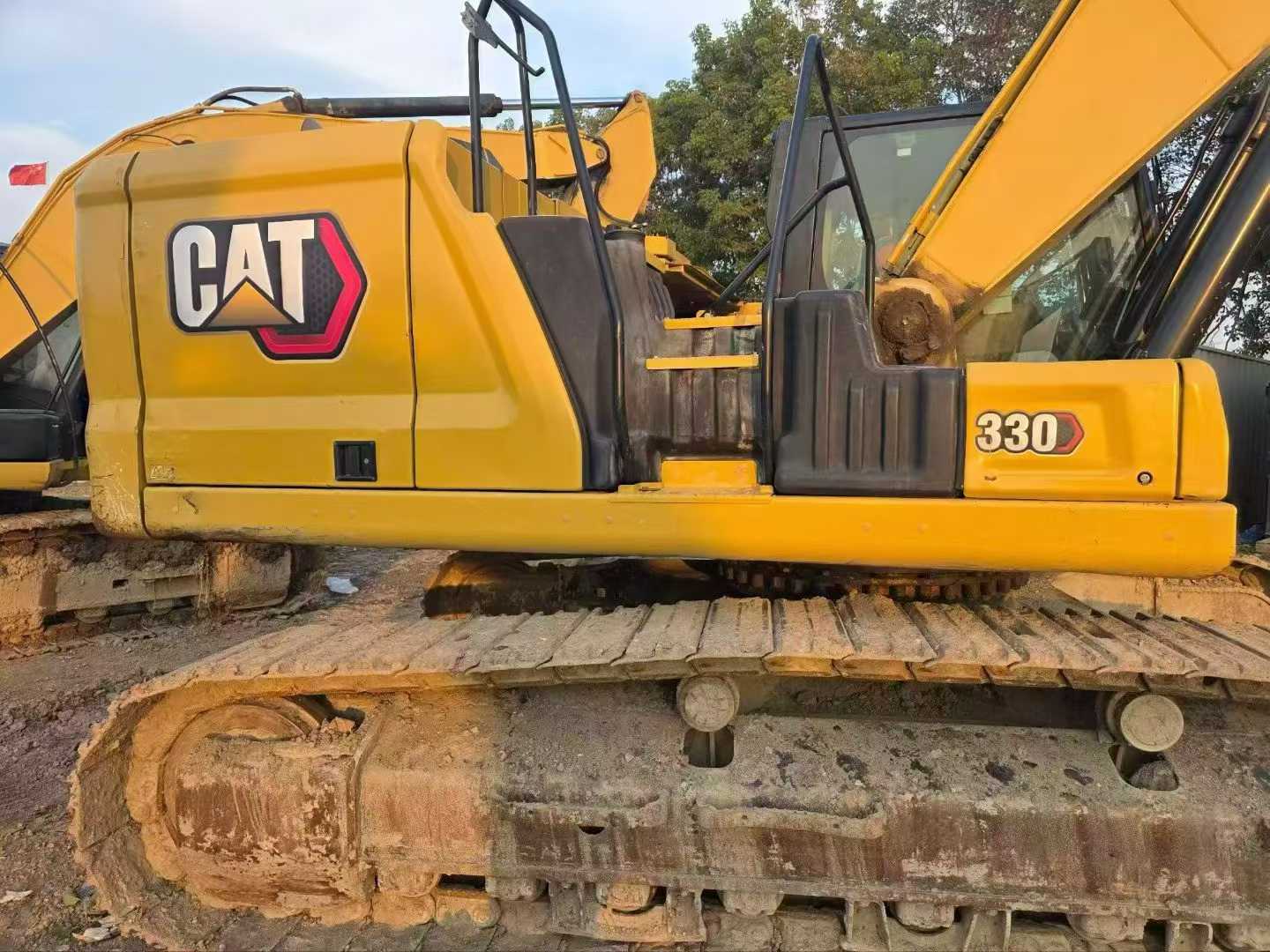 Used Caterpillar 330L Excavator 2021 Model / 3