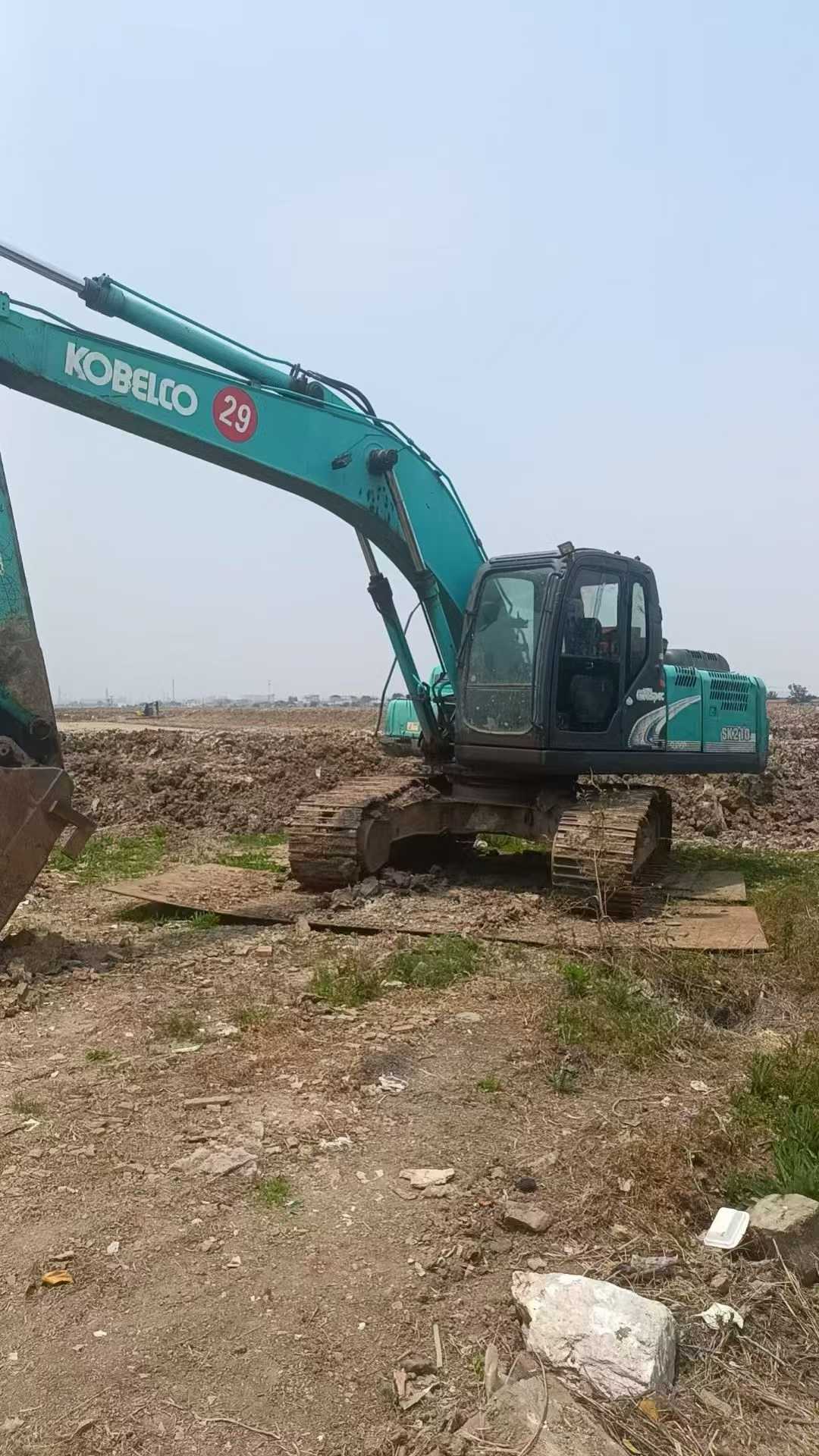 Used Kobelco SK200 Excavator 2012 Model / 5