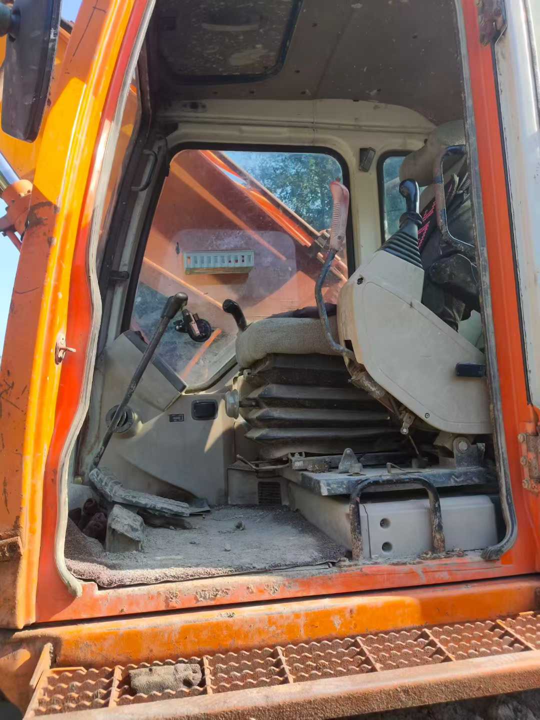 Used Doosan DX15 Excavator 2012 Model / 5