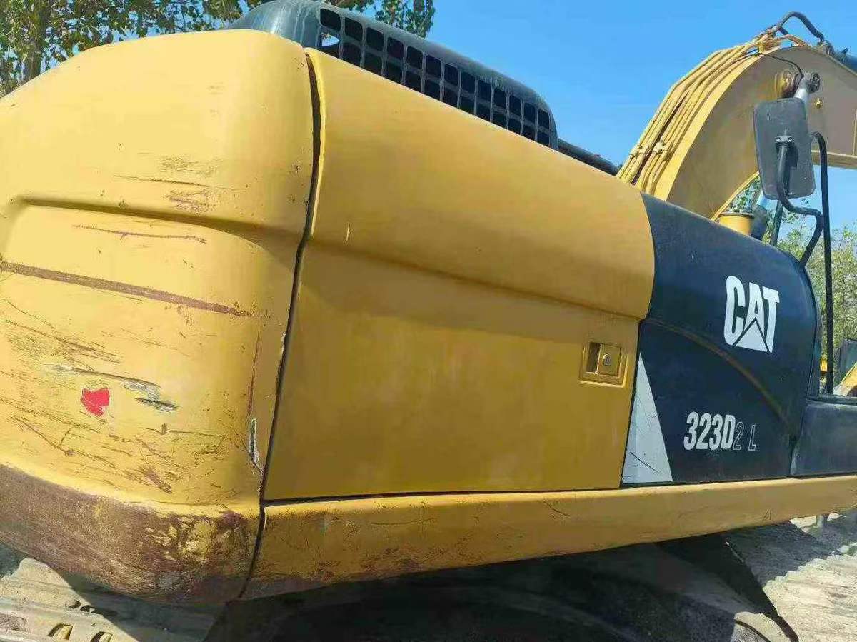 Used Caterpillar 323D2L Excavator 2014 Model