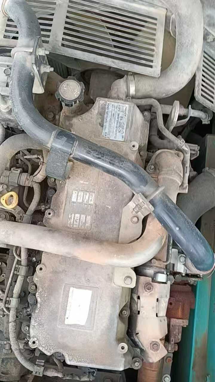 Used Kobelco SK200 Excavator 2012 Model / 7