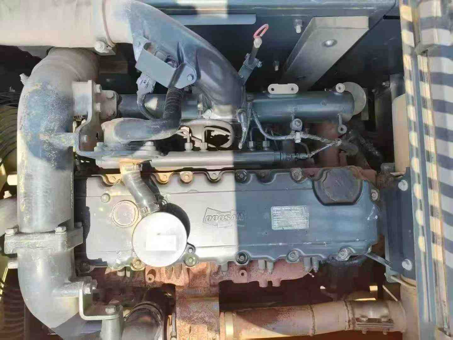 Used Doosan DX15 Excavator 2020 Model / 3