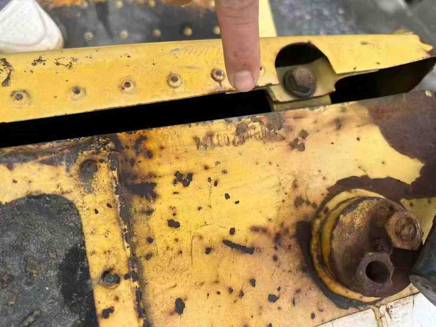 Used Komatsu PC220 Excavator 2012 Model