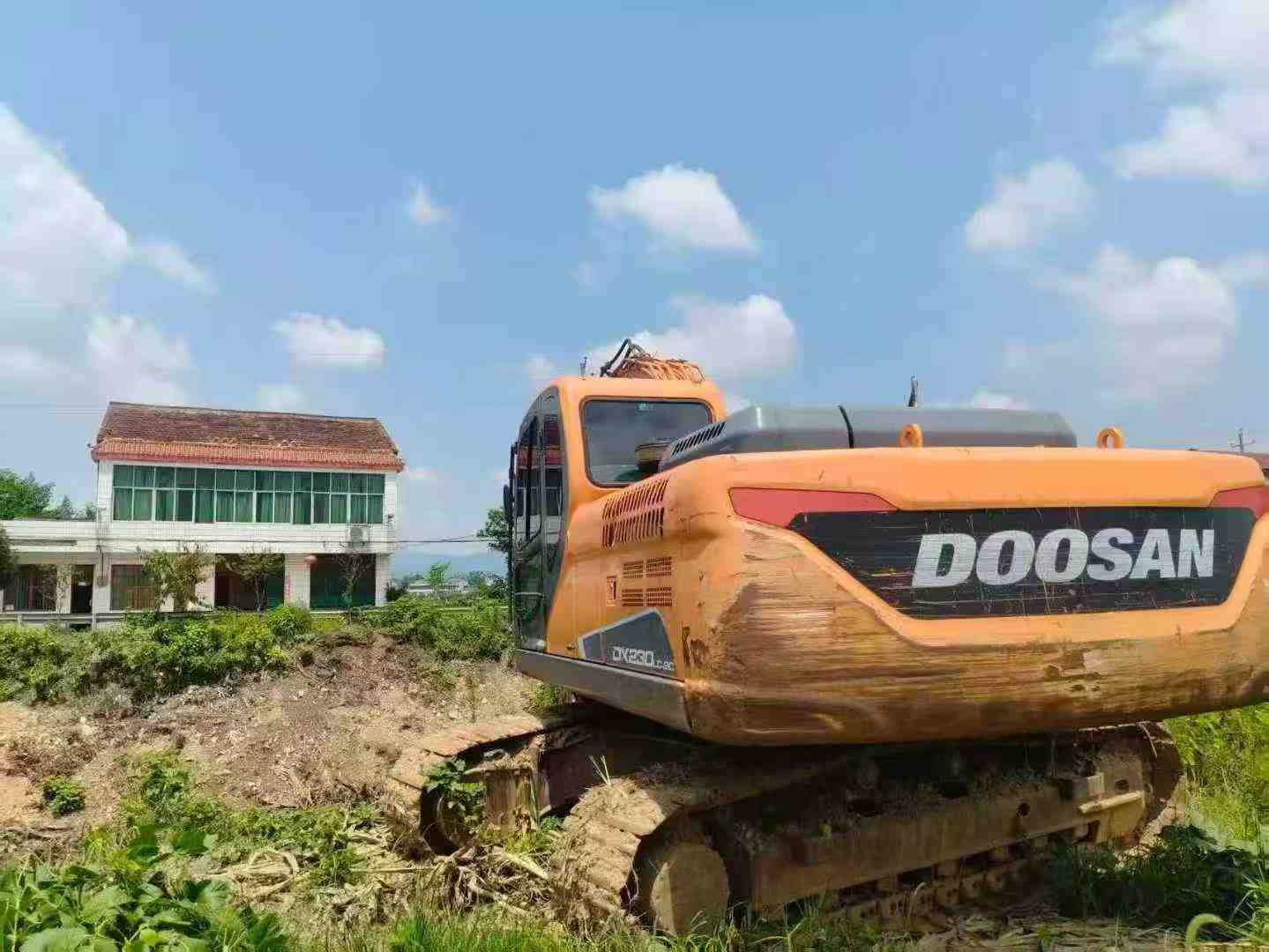 Used Doosan DX15 Excavator 2020 Model / 9