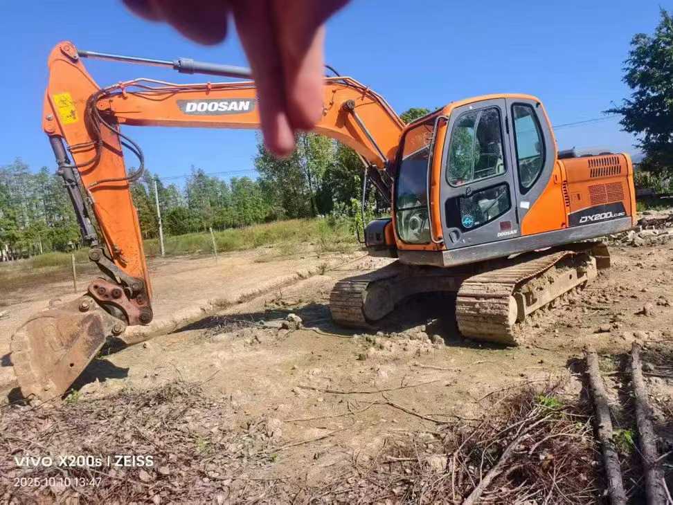 Used Doosan DH130LC-V Excavator 2021 Model / 2