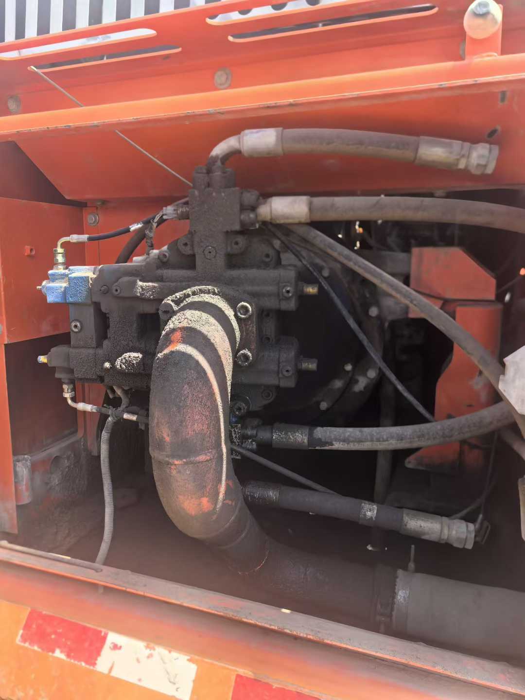 Used Doosan DH70 Excavator 2012 Model / 7