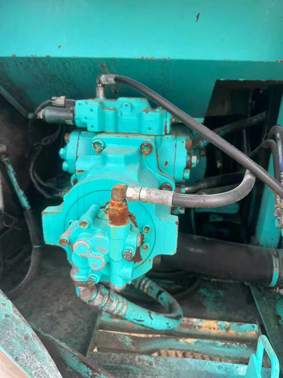 Used Kobelco SK200-5.5 Excavator 2016 Model / 8