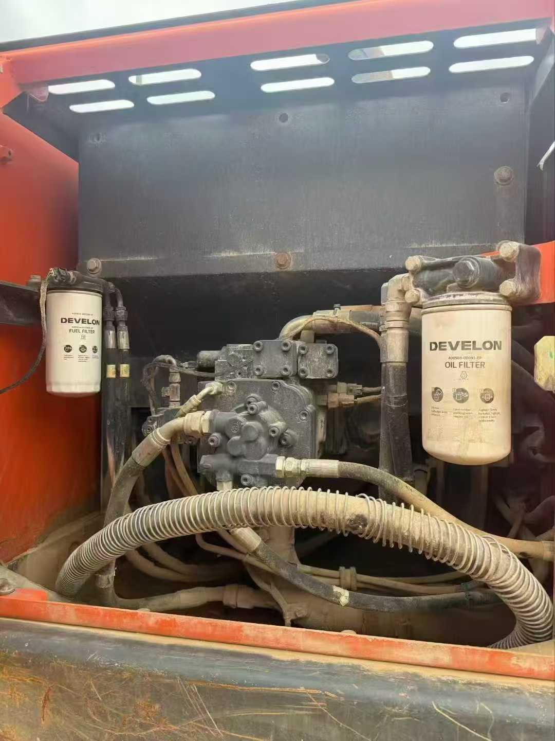 Used Doosan DH220 Excavator 2019 Model / 6