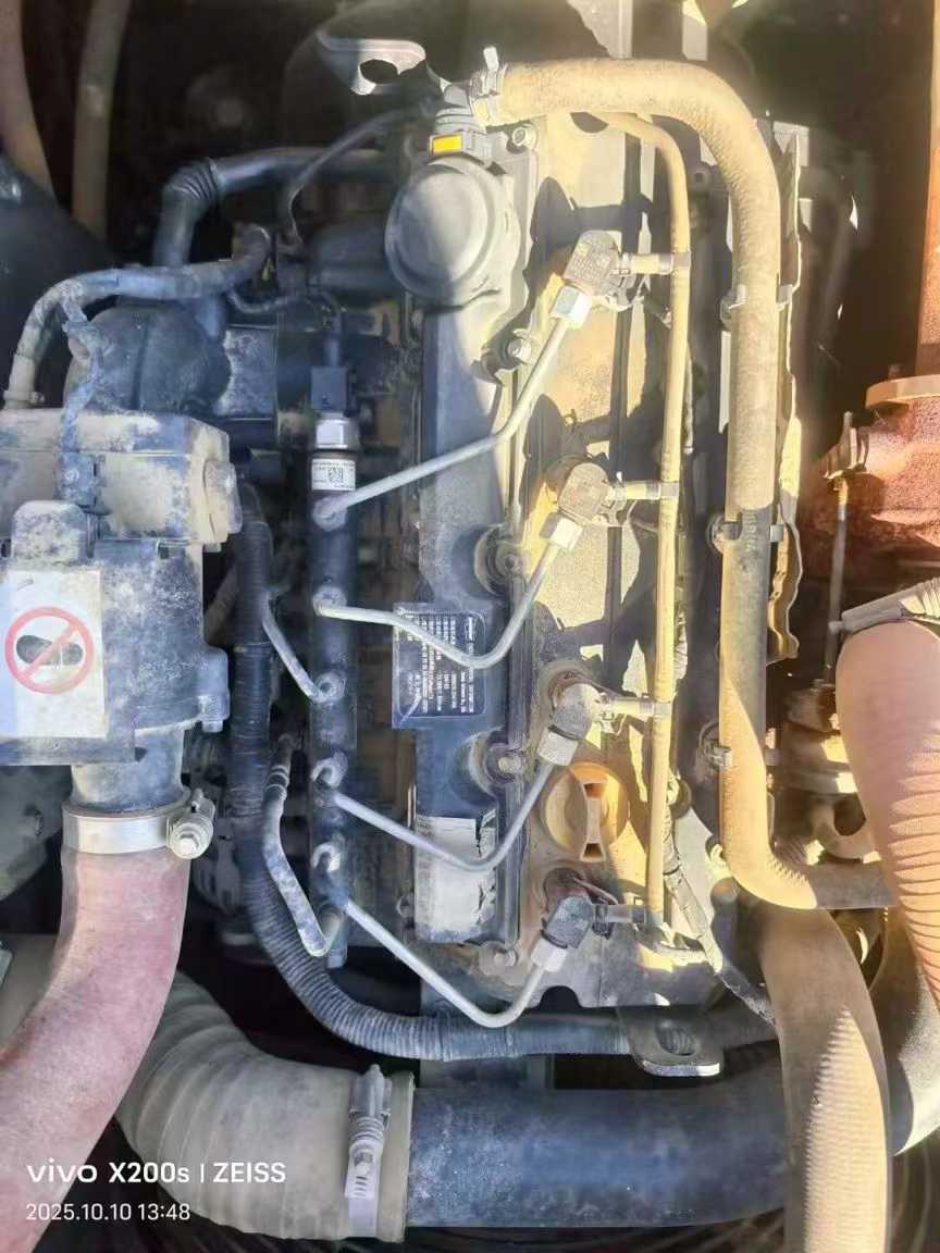 Used Doosan DH130LC-V Excavator 2021 Model / 3