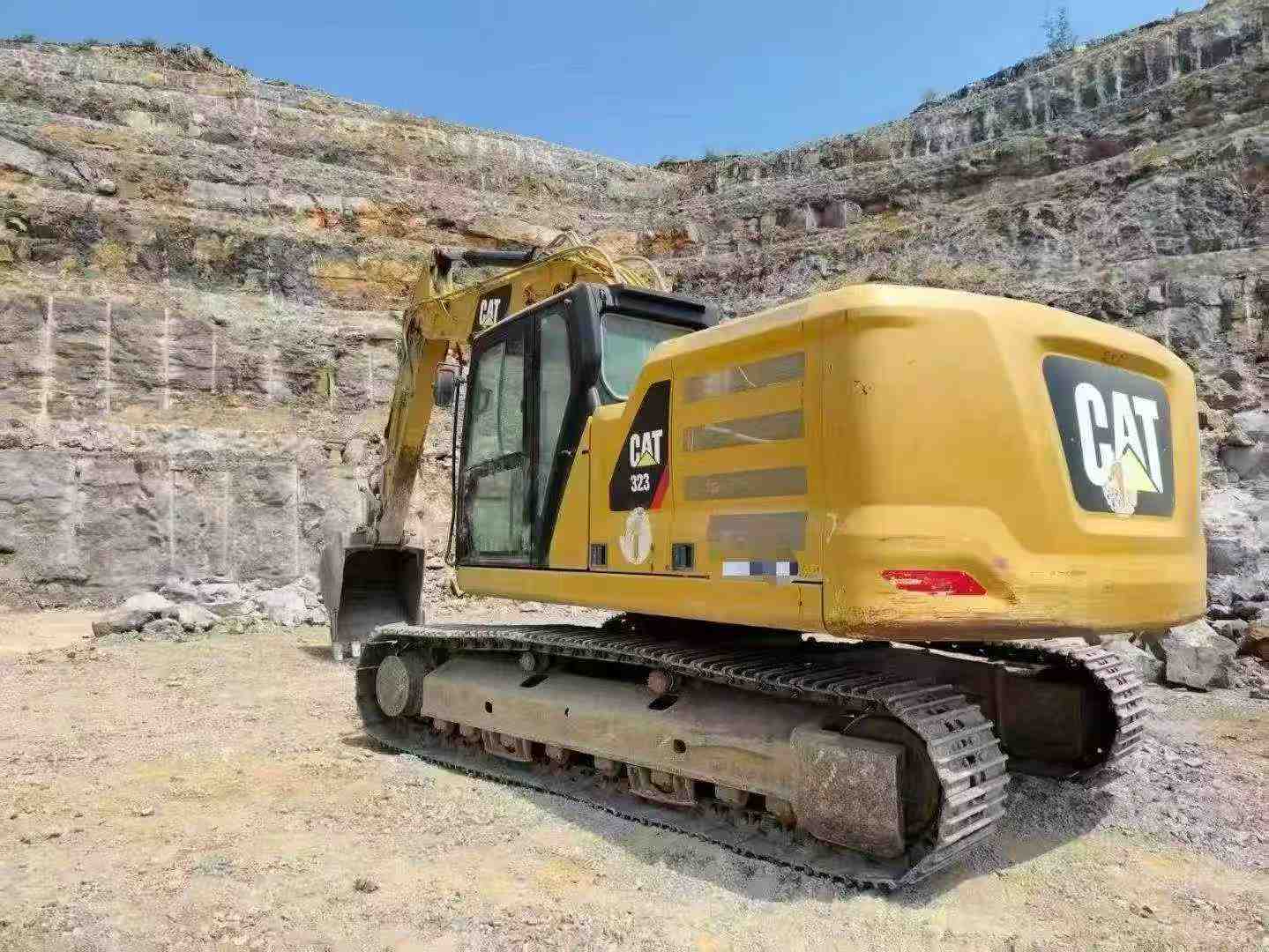Used Caterpillar 323 Excavator 2018 Model