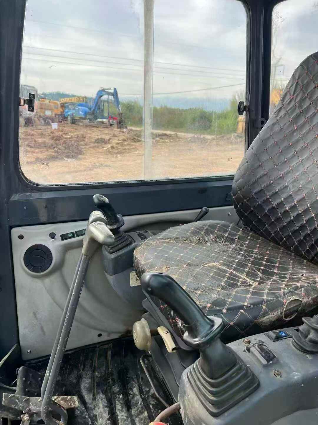 Used Doosan DH35 Excavator 2016 Model / 6