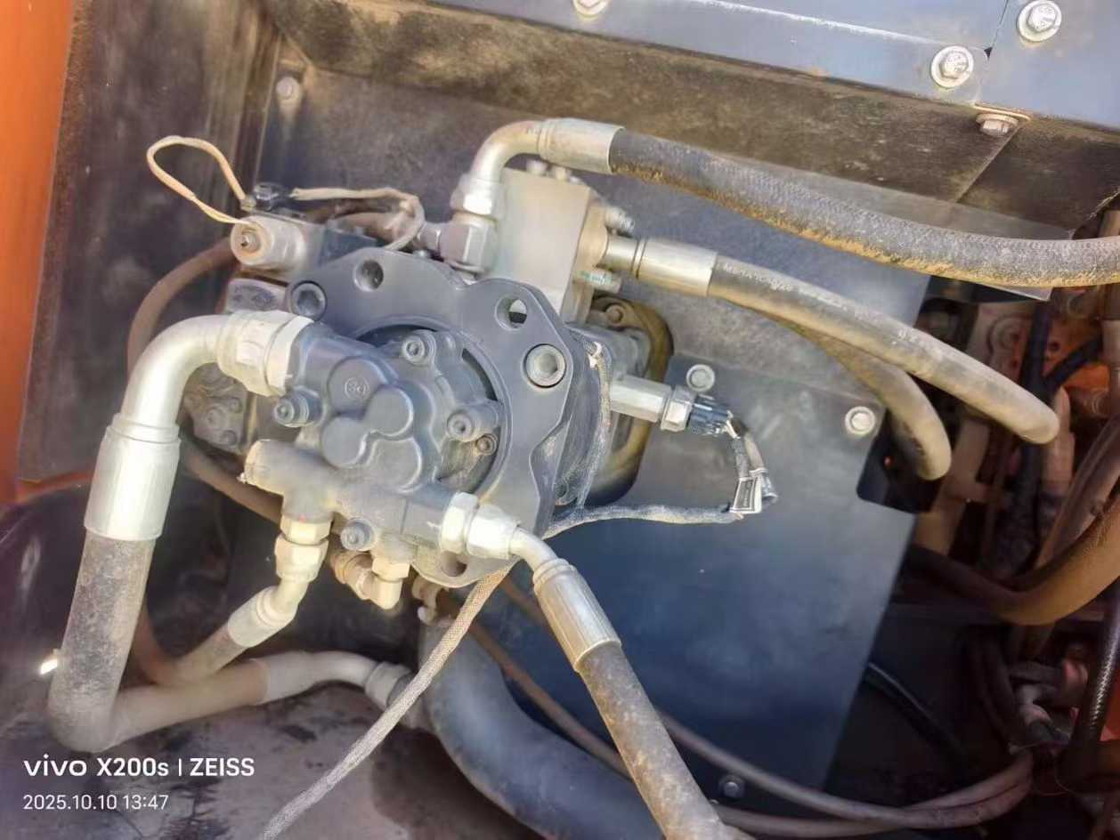 Used Doosan DH130LC-V Excavator 2021 Model / 7