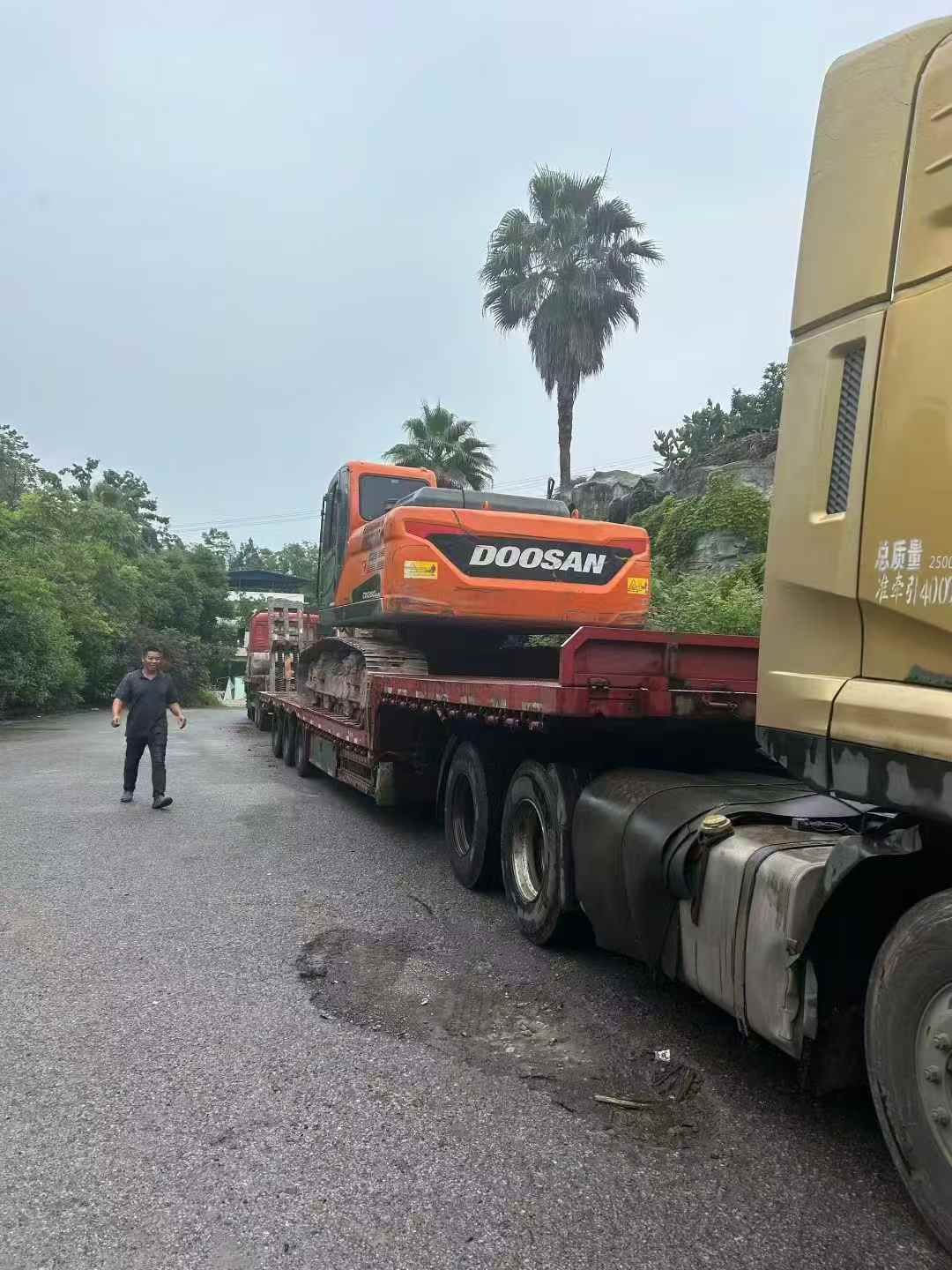 Used Doosan DH220 Excavator 2018 Model / 2