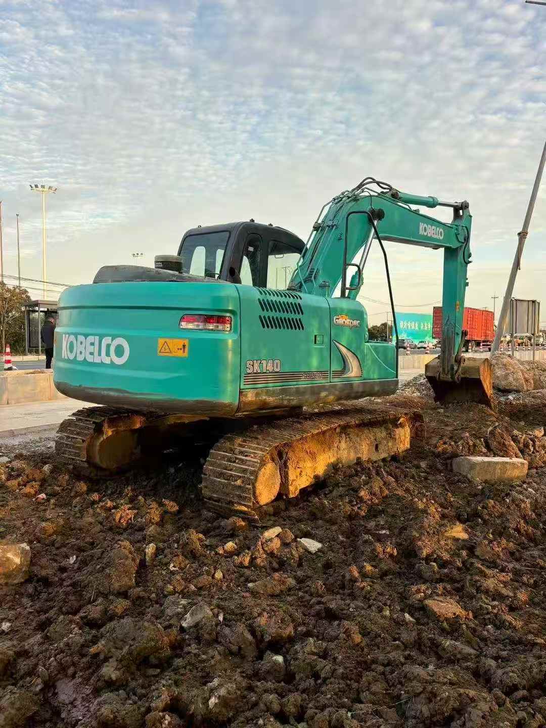 Used Kobelco SK130 Excavator 2012 Model / 3