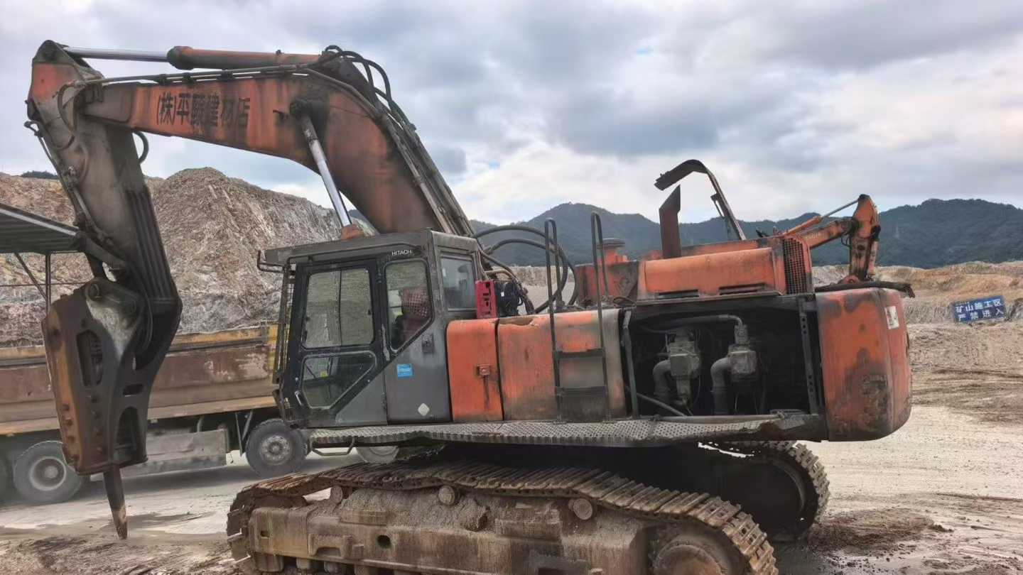 Used Hitachi ZX650 Excavator 2016 Model / 5