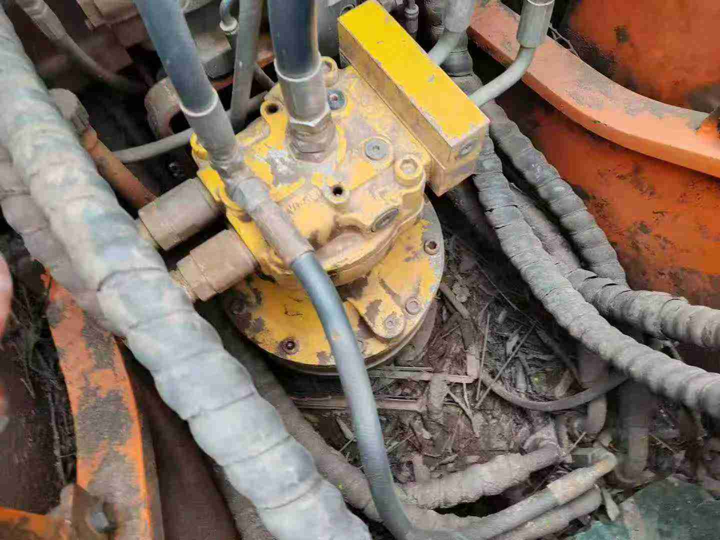 Used Doosan DX15 Excavator 2014 Model / 6