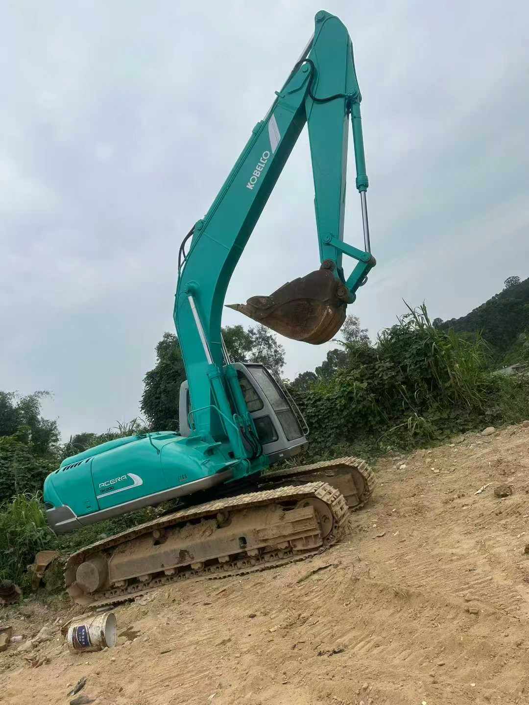 Used Kobelco SK200-5.5 Excavator 2016 Model / 2