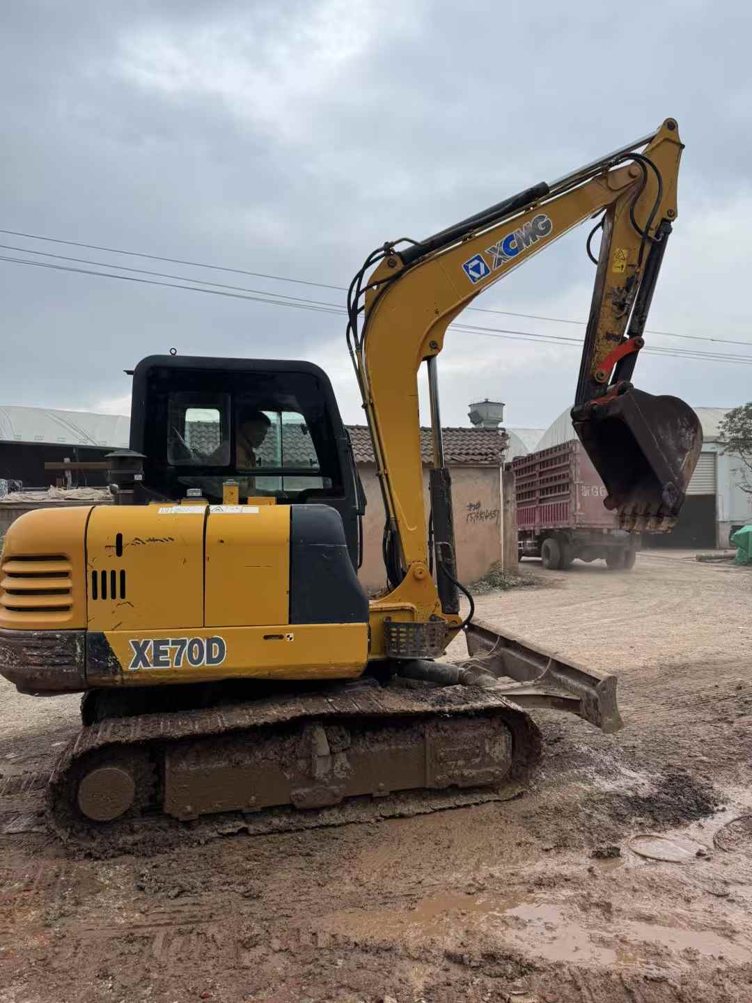Used XCMG XE60 Excavator 2017 Model