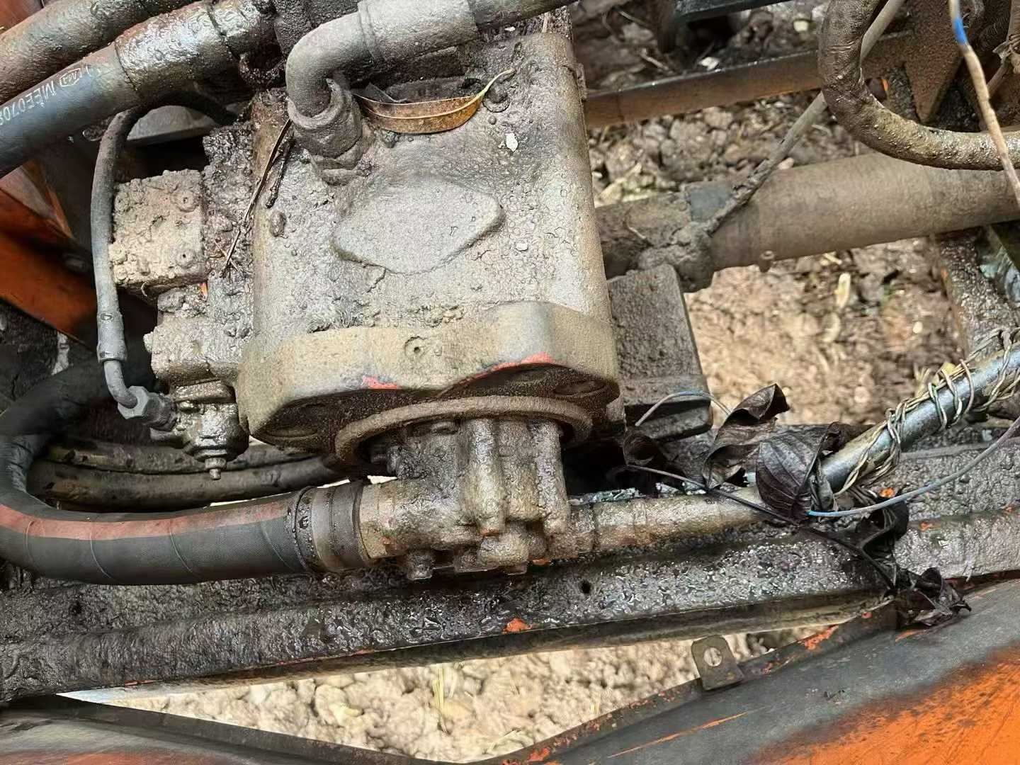 Used Doosan DH220-7 Excavator 2016 Model / 6