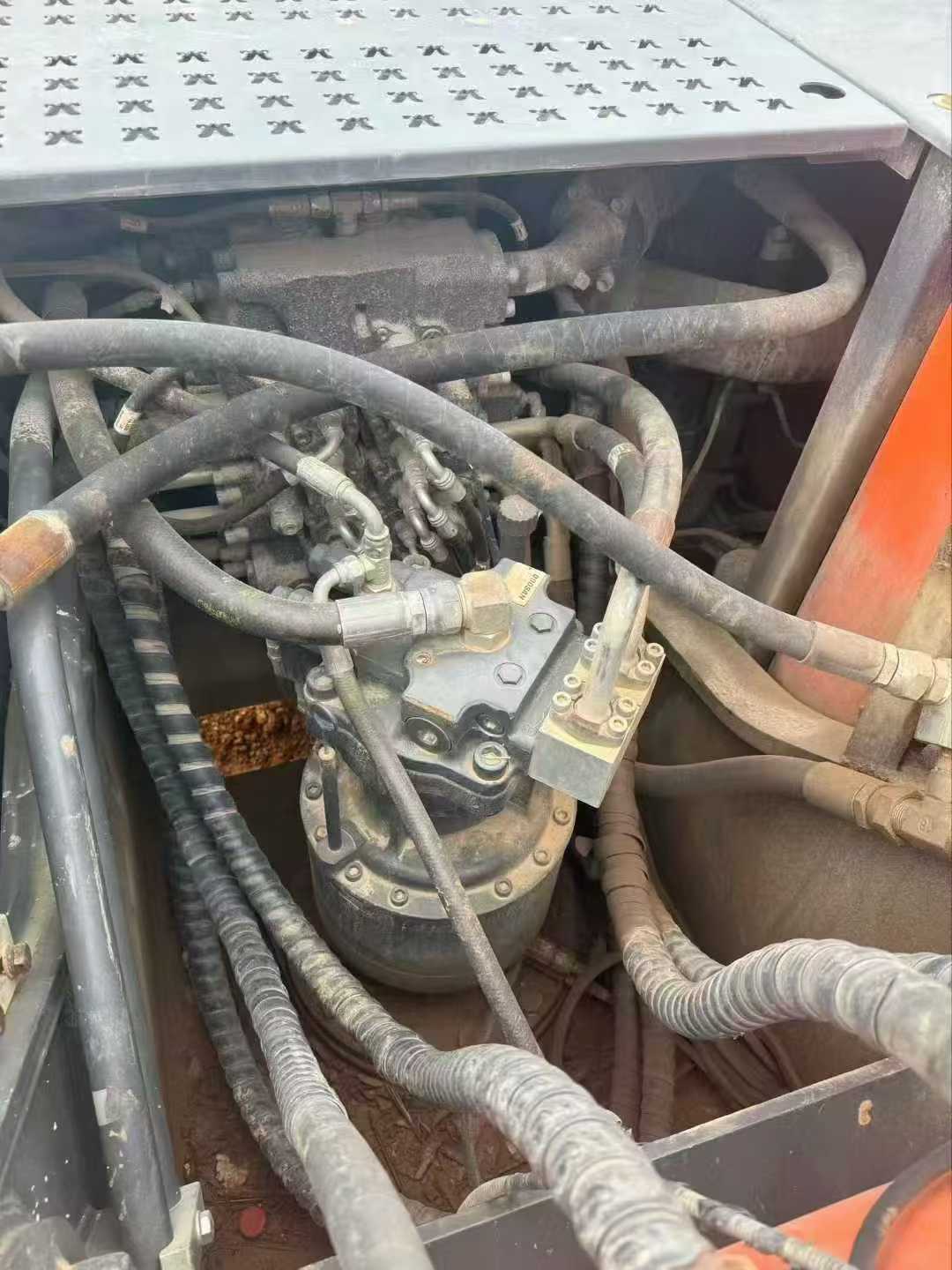 Used Doosan DH220 Excavator 2019 Model / 4