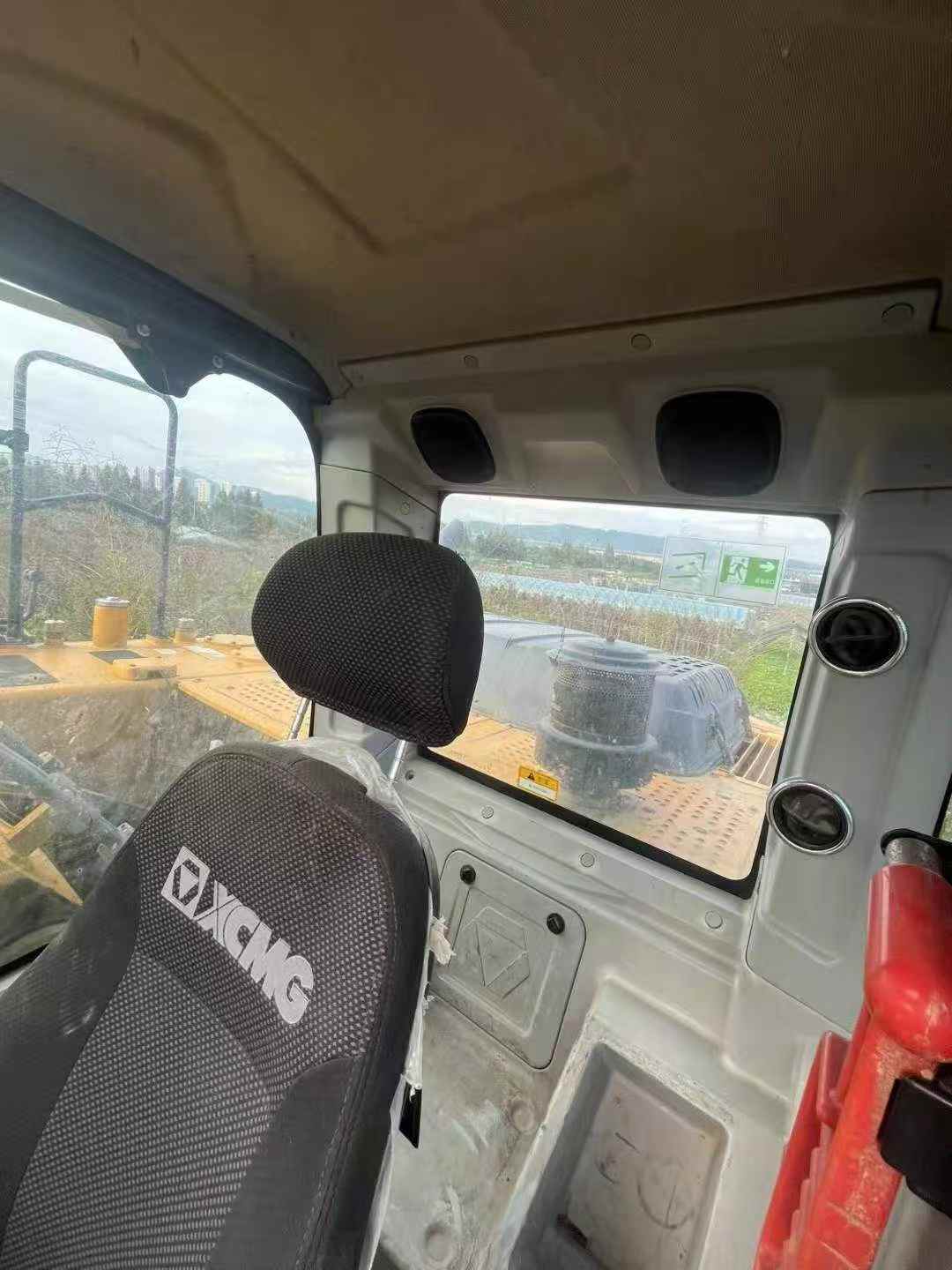 Used XCMG LW200 Excavator 2021 Model / 5