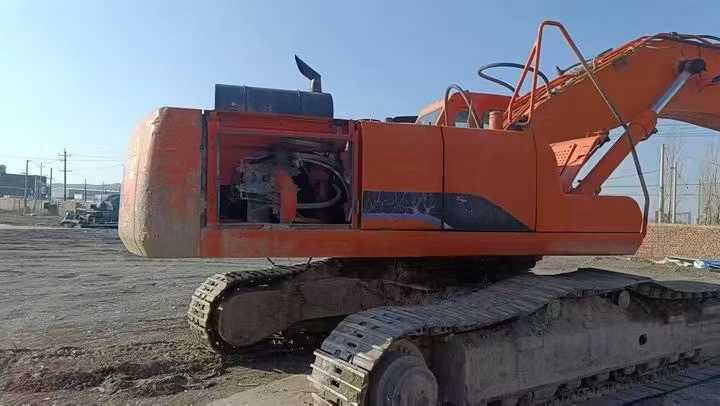 Used Doosan DH70 Excavator 2012 Model / 6