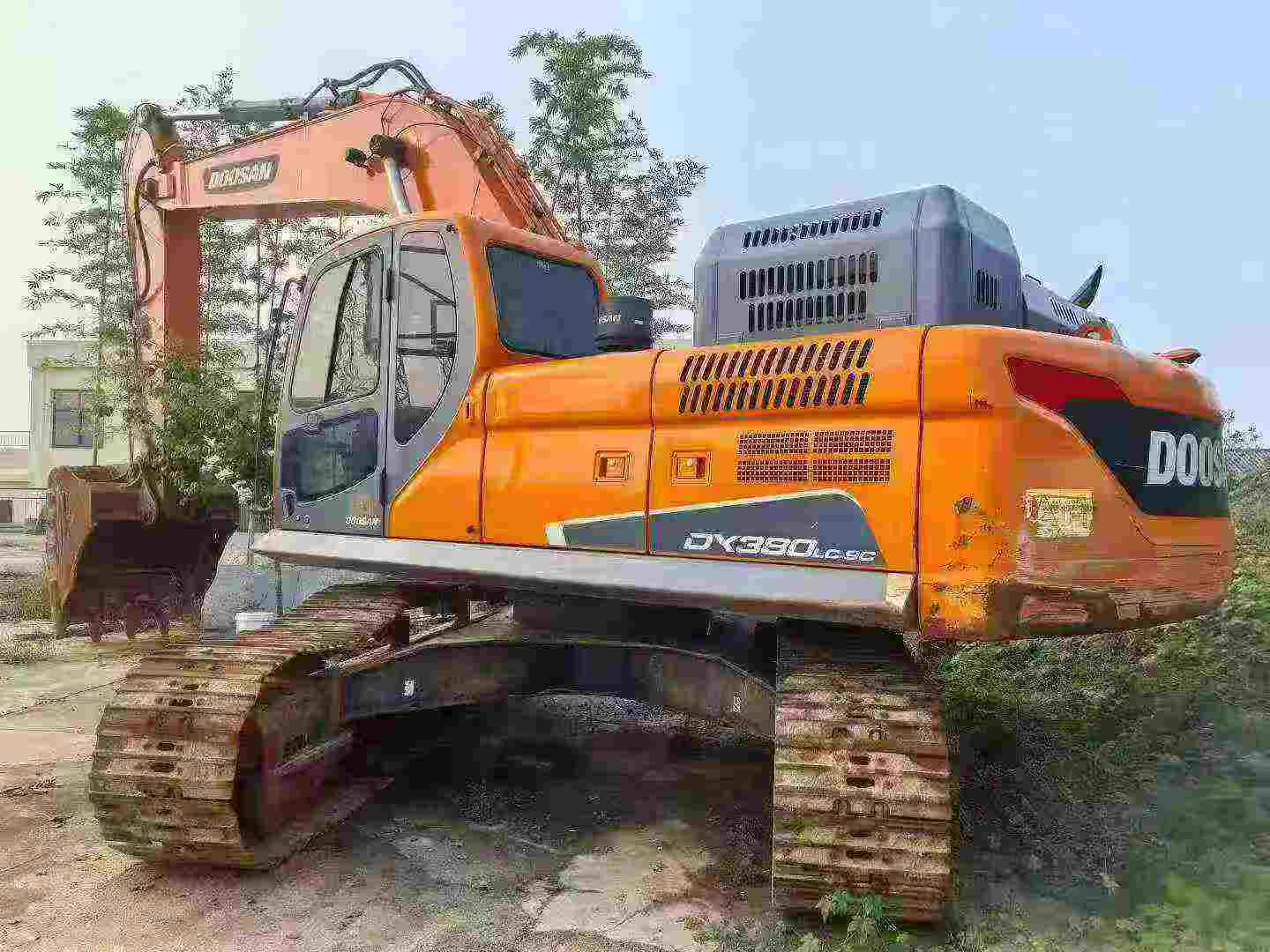 Used Doosan DL305 Excavator 2021 Model / 4