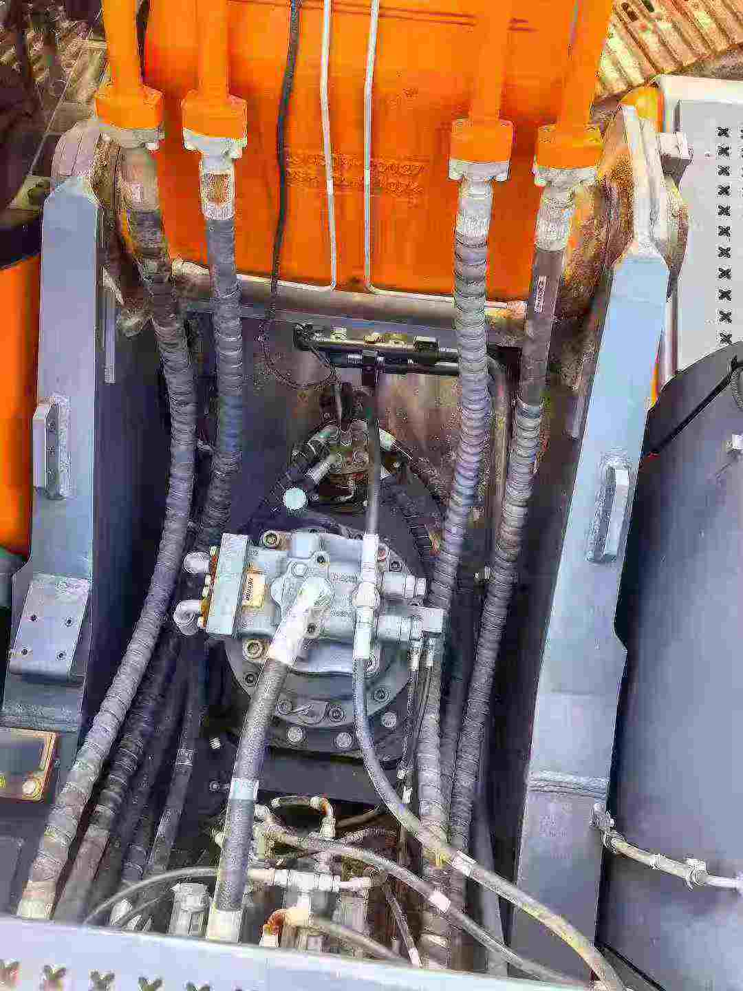 Used Doosan DL305 Excavator 2021 Model / 7