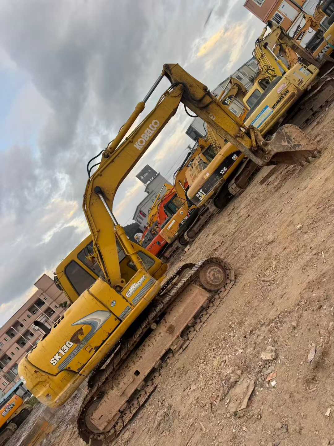 Used Kobelco SK120-5 Excavator 2016 Model / 2