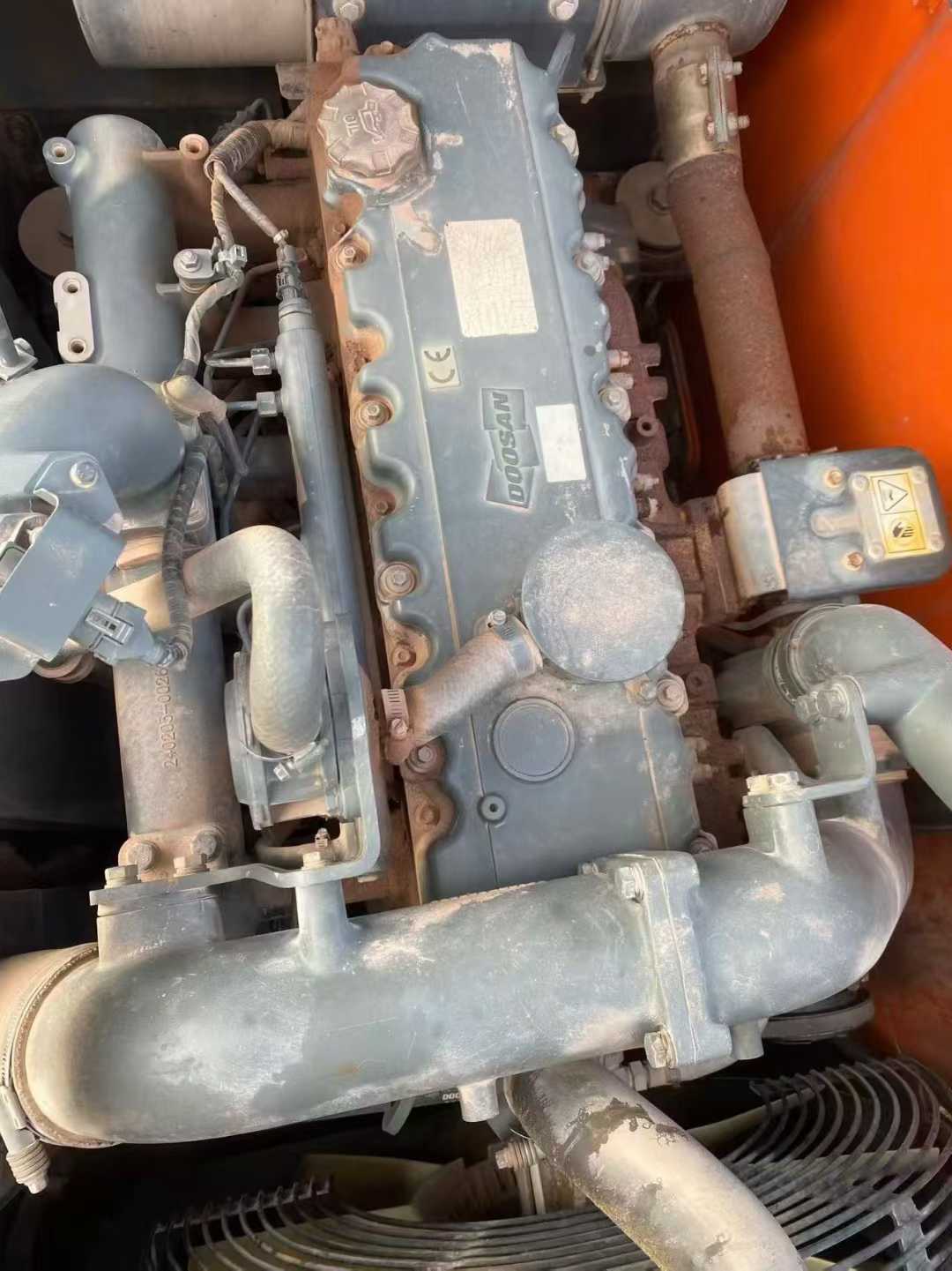 Used Doosan DH220 Excavator 2018 Model / 6