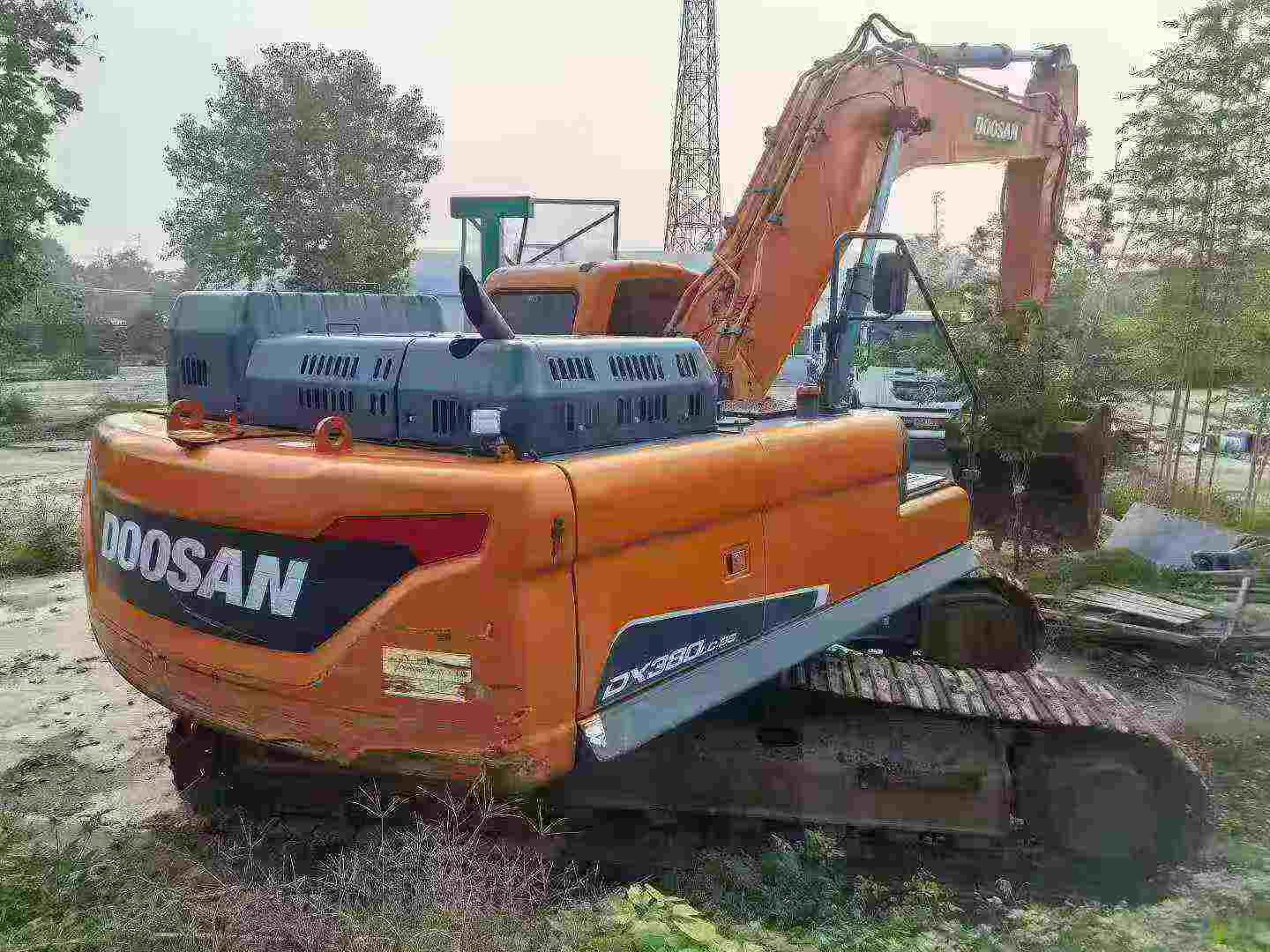 Used Doosan DL305 Excavator 2021 Model / 3