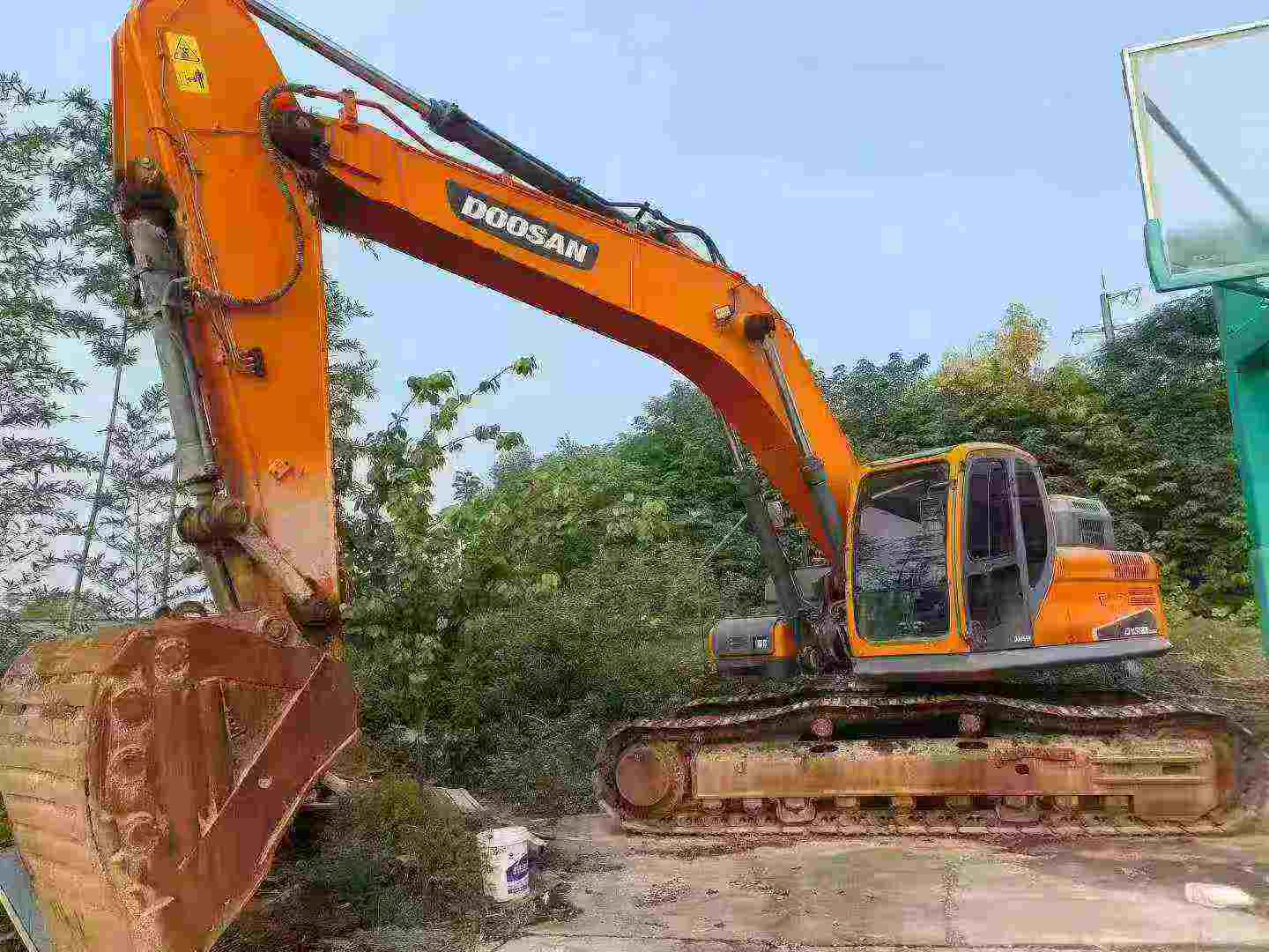 Used Doosan DL305 Excavator 2021 Model