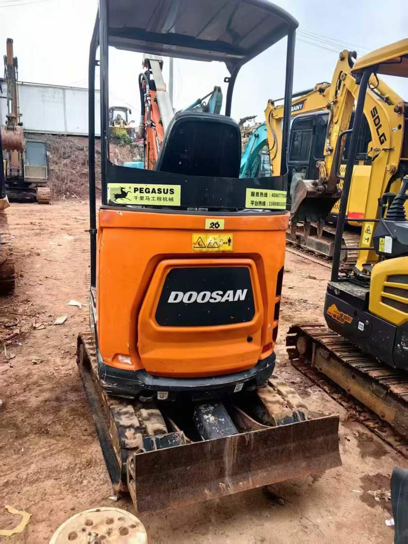 Used Doosan DX17z Excavator 2021 Model / 7