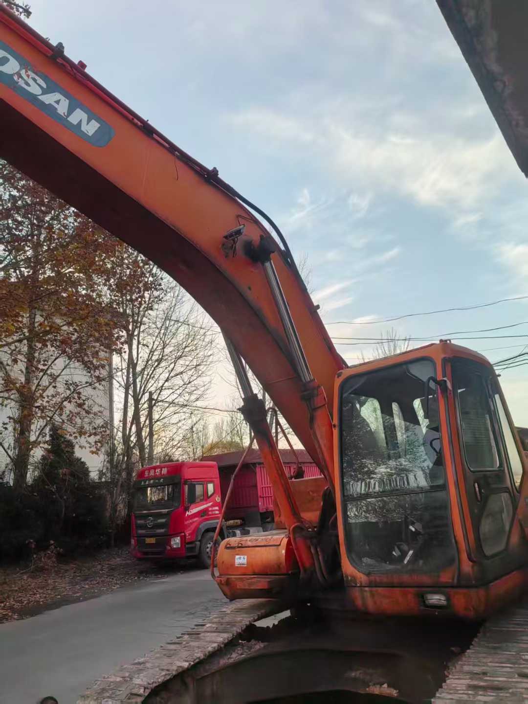 Used Doosan S225 Excavator 2016 Model / 3