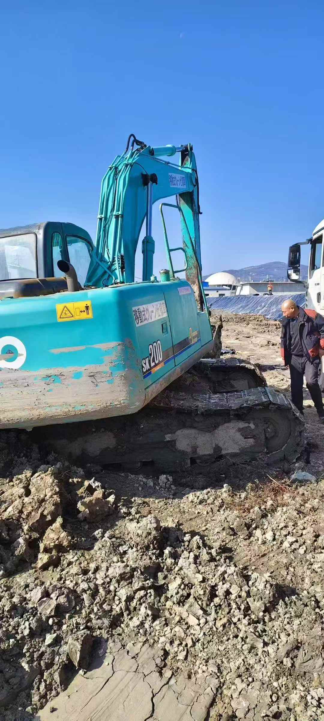 Used Kobelco SK200-10 Excavator 2016 Model / 3